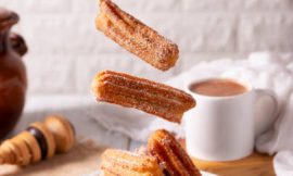 Churros Perfeitos Caseiros: Crocantes e com Doce de Leite