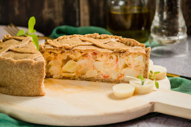 Empadão Vegano de Palmito: Massa que Desmancha e Recreio Cremoso Empadão Vegano de Palmito: Massa que Desmancha e Recreio Cremoso