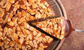 Bolo de Amendoim e Café: O Segredo da Vovó para um Café Perfeito