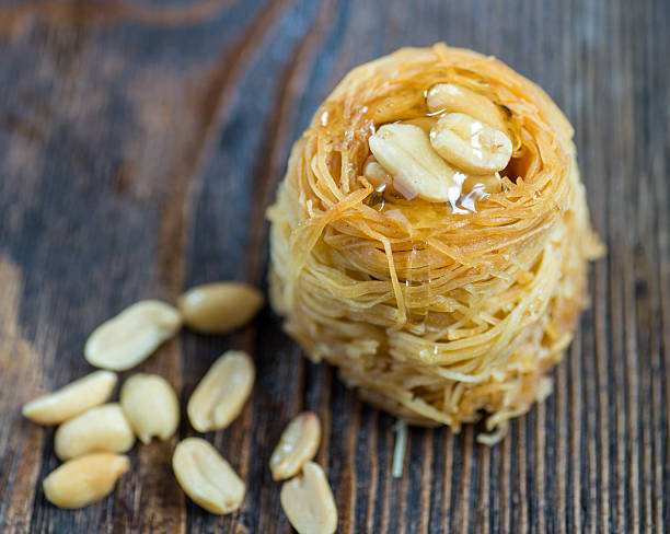Burma: Doce de Macarrãozinho Oriental Fácil e Gostoso Burma: Doce de Macarrãozinho Oriental Fácil e Gostoso
