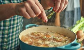 Capeletti in Brodo: Caldo Reconfortante da Nonna