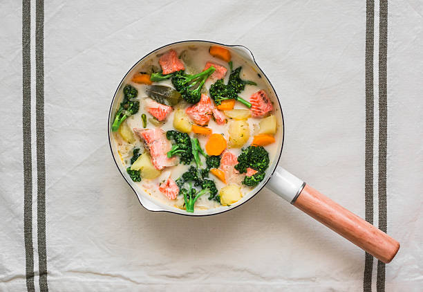 Peixe Cremoso com Legumes: Receita Leve e Prática de Forno