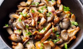 Salada Grega com Cogumelos: Leve e Nutritiva