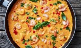 Camarão com Coco Cremoso: Sabor Tropical Exótico