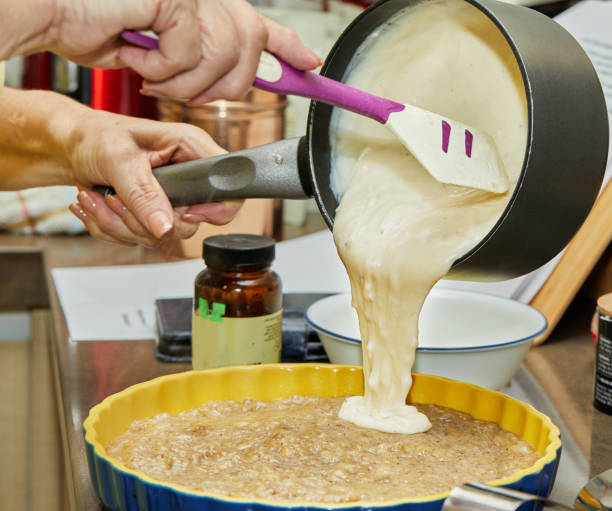 Bolo de Banana que Não Sola: Segredo da Massa Fofa e Úmida
