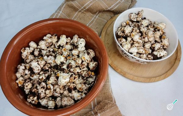 Pipoca Doce Fit com Cacau: O Segredo para Crocância Perfeita