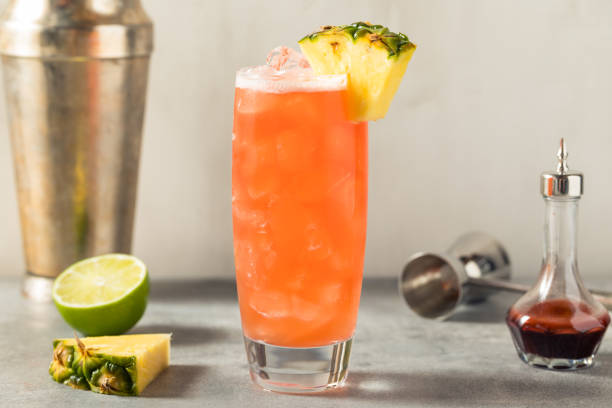 Coquetel de Frutas com Vodka: O Segredo do Drink Tropical Cremoso