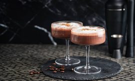 Choconhaque Sofisticado: O Chocolate Quente Alcoólico Perfeito