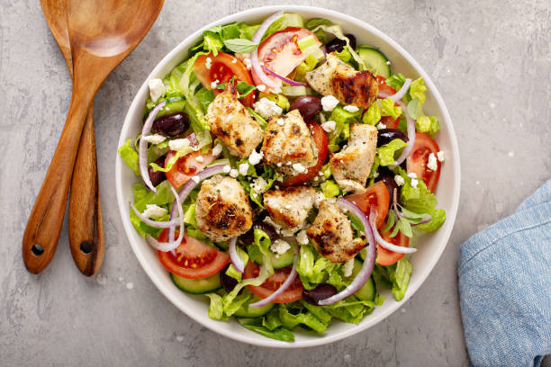 Salada Tropical de Frango: O Segredo do Molho Cremoso com Curry
