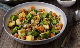 Arroz com Tofu e Legumes: Refeição Vegetariana Saudável