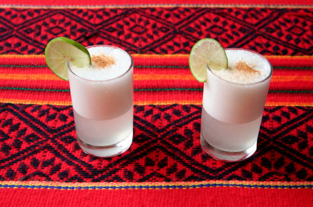 Pisco Sour Peruano: O Segredo da Espuma Cremosa e Perfeita