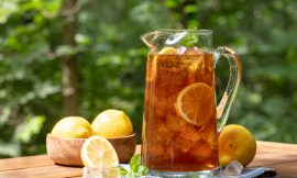 Chá Gelado Refrescante de Limão e Chá Preto