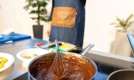 Calda de Chocolate Cremosa Caseira Irresistível