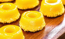 Gel de Brilho Caseiro Espelhado: O Segredo dos Doces