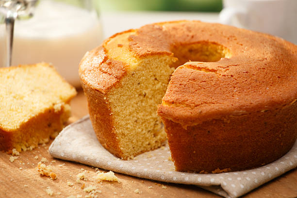 Bolo de Fubá Vegano: O Segredo da Textura que Derrete na Boca Bolo de Fubá Vegano: O Segredo da Textura que Derrete na Boca