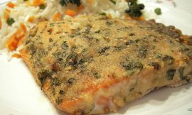Salmão do Alasca Crocante em Massa Phyllo e Escarola
