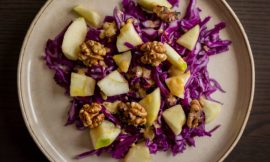 Salada Crocante de Repolho e Maçã: Leve e Saborosa