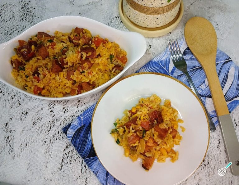 Arroz com linguiça calabresa sabor completo