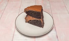 Bolo Chocolate, Brigadeiro e Frutas Vermelhas