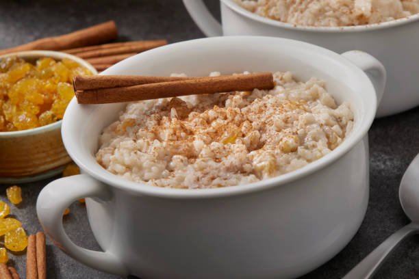 Arroz Doce Integral com Pinhão e Crocante de Canela Arroz Doce Integral com Pinhão e Crocante de Canela