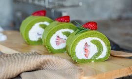 Bolo de Frutas com Chá Verde (Matchá)