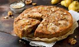 Bolo de Nozes com Laranja e Maçã: Sabor Inesquecível