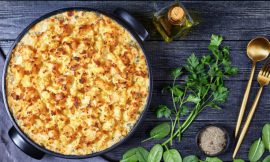 Torta de Frango com Purê de Batata Cremosa e Gratinada