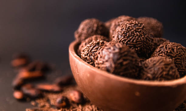Brigadeirão Diet: Sabor chocolate, sem açúcar e cremoso!
