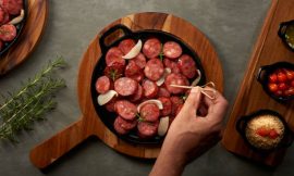 Caçarola de Linguiça: Sabor Rústico Irresistível