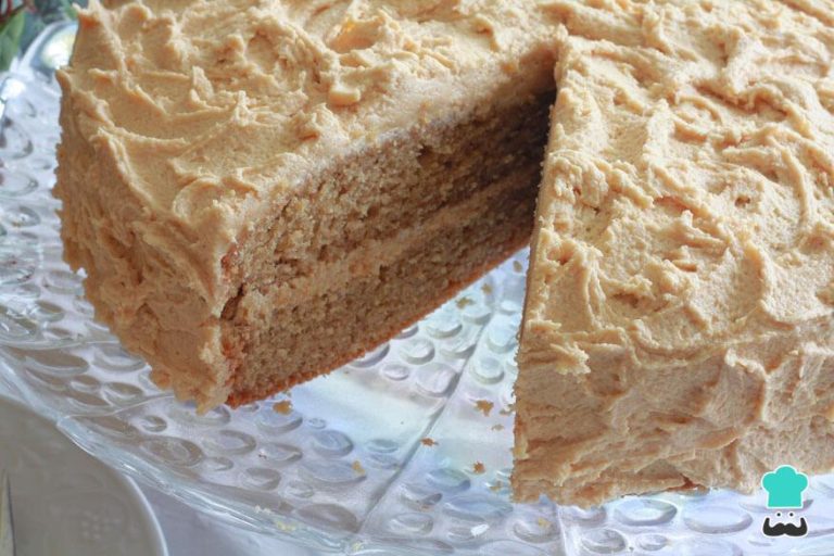 Bolo de Paçoca Recheado: Receita Cremosa e Irresistível