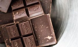 Como derreter chocolate em barra