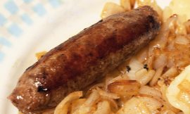Receita de Linguiça assada no forno com papel alumínio