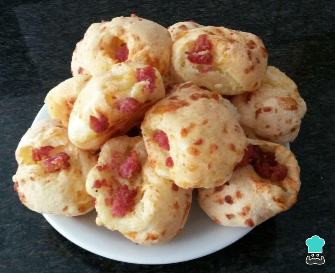 Receita de Pão de queijo com bacon