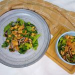 Receita de Salada Espanhola com Frango e Grão-de-Bico