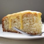 Bolo de iogurte de liquidificador super fofinho e prático
