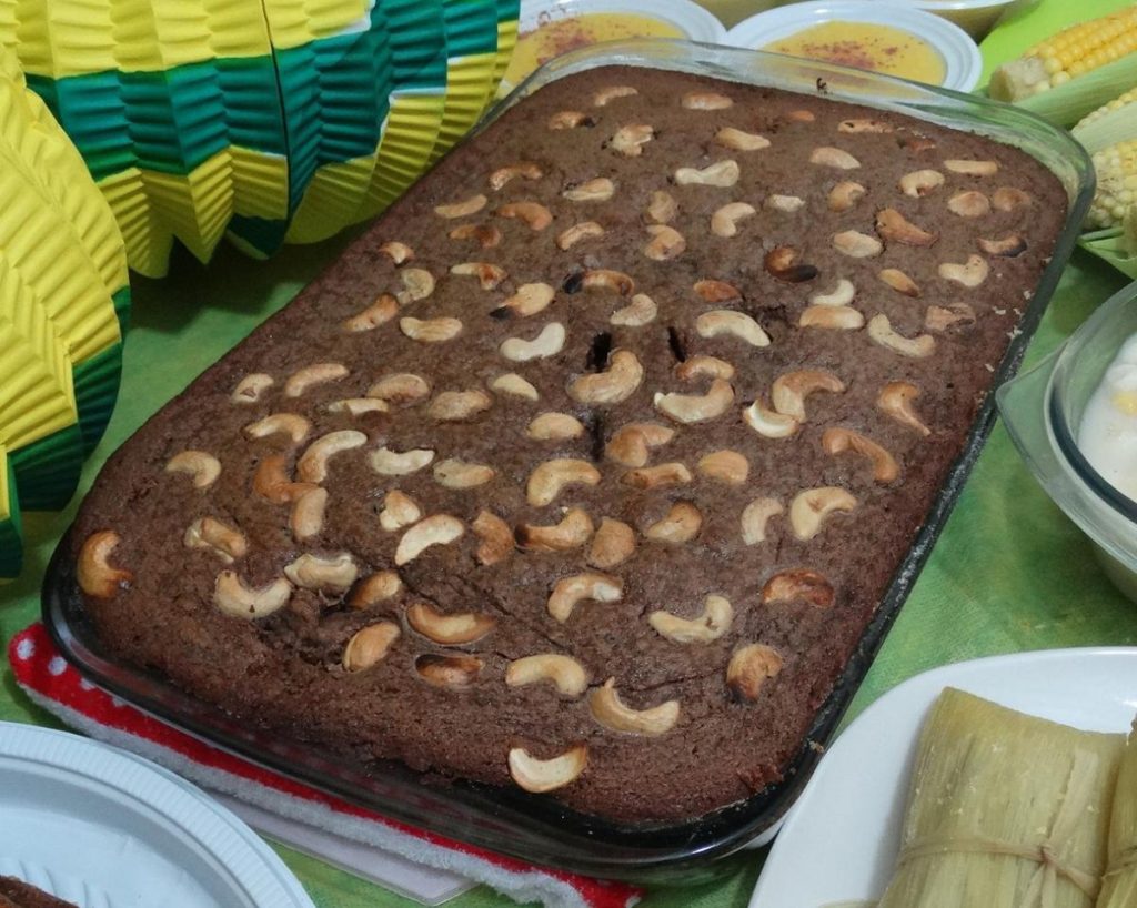 Receita de Bolo preto junino Receita de Bolo preto junino