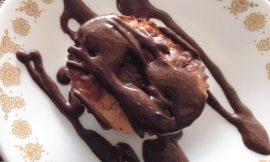 Calda de Chocolate Cremosa com Barra Fácil e Rápida