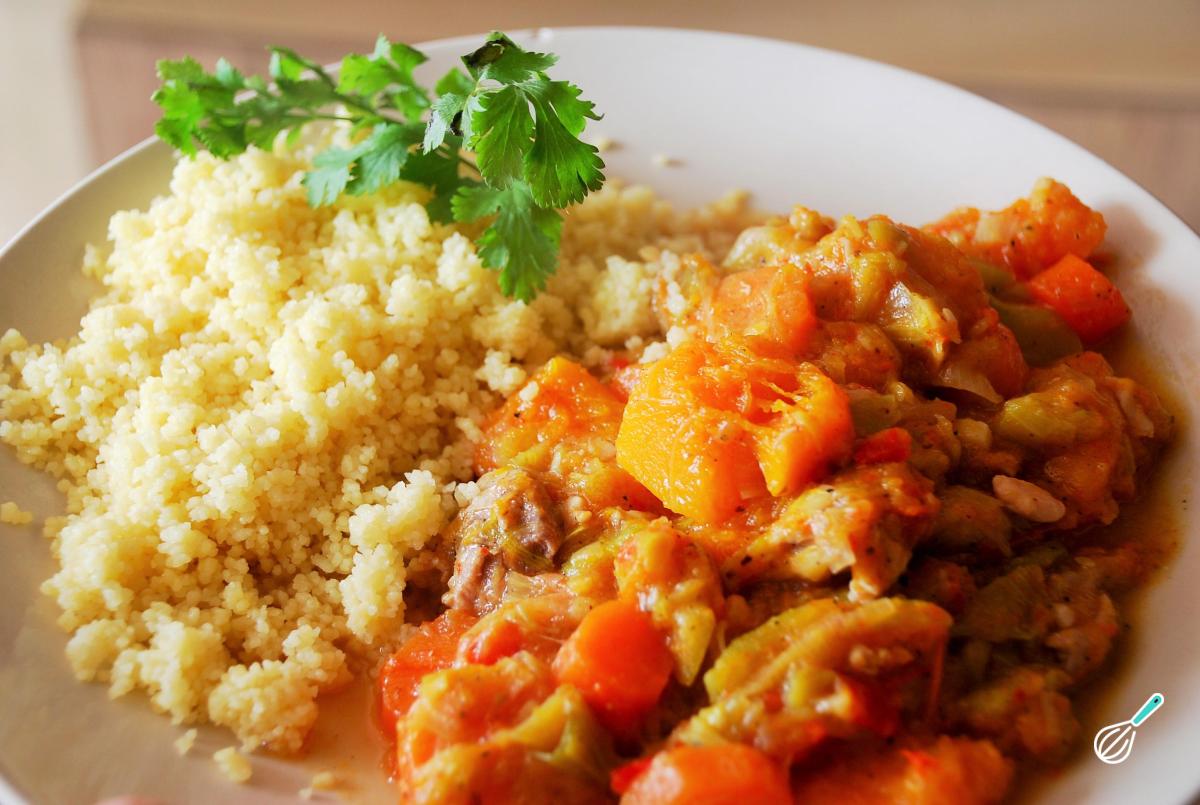 Cuscuz Marroquino com Frango e Legumes: Receita Saudável Cuscuz Marroquino com Frango e Legumes: Receita Saudável