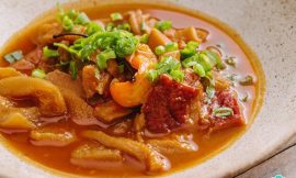 Receita de Dobradinha com feijão branco e calabresa