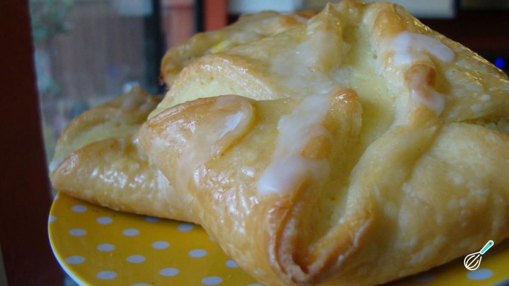 Receita de Folhado quatro queijos