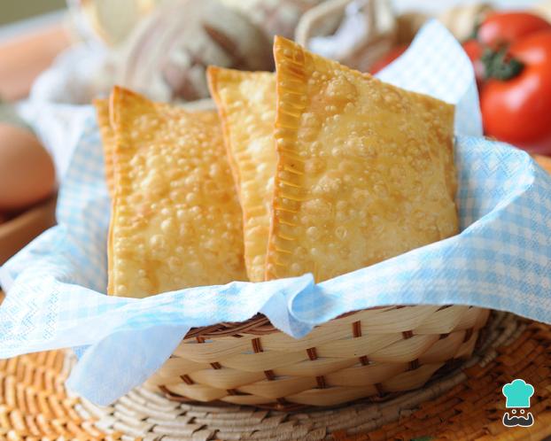 Receita de Massa de pastel com pinga