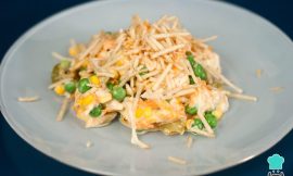 Salada de Frango Brasileira Fácil e Refrescante