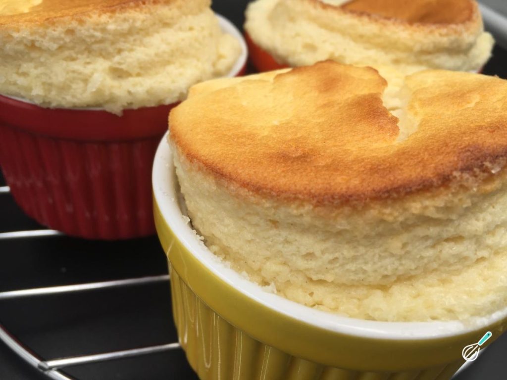 Receita de Suflê de iogurte rápido