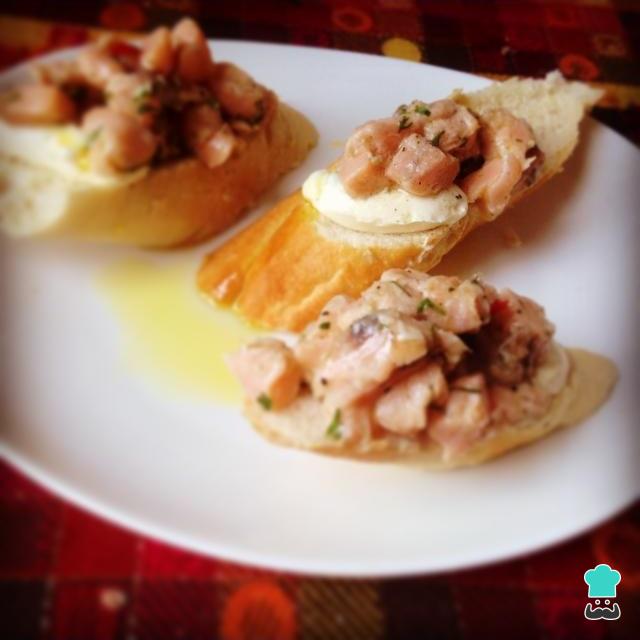 Receita de Tartar de salmão e cream cheese