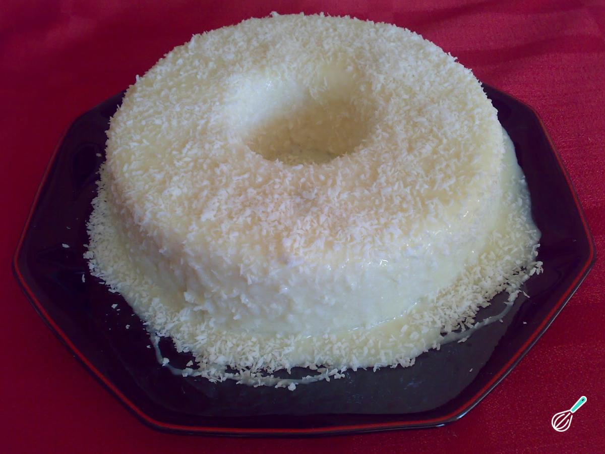 Bolo de Tapioca Gelado Cremoso Sem Forno Bolo de Tapioca Gelado Cremoso Sem Forno