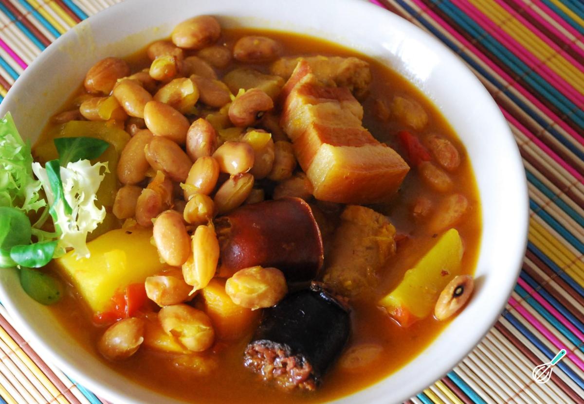 Feijão Guisado com Chouriço Tradicional e Cremoso