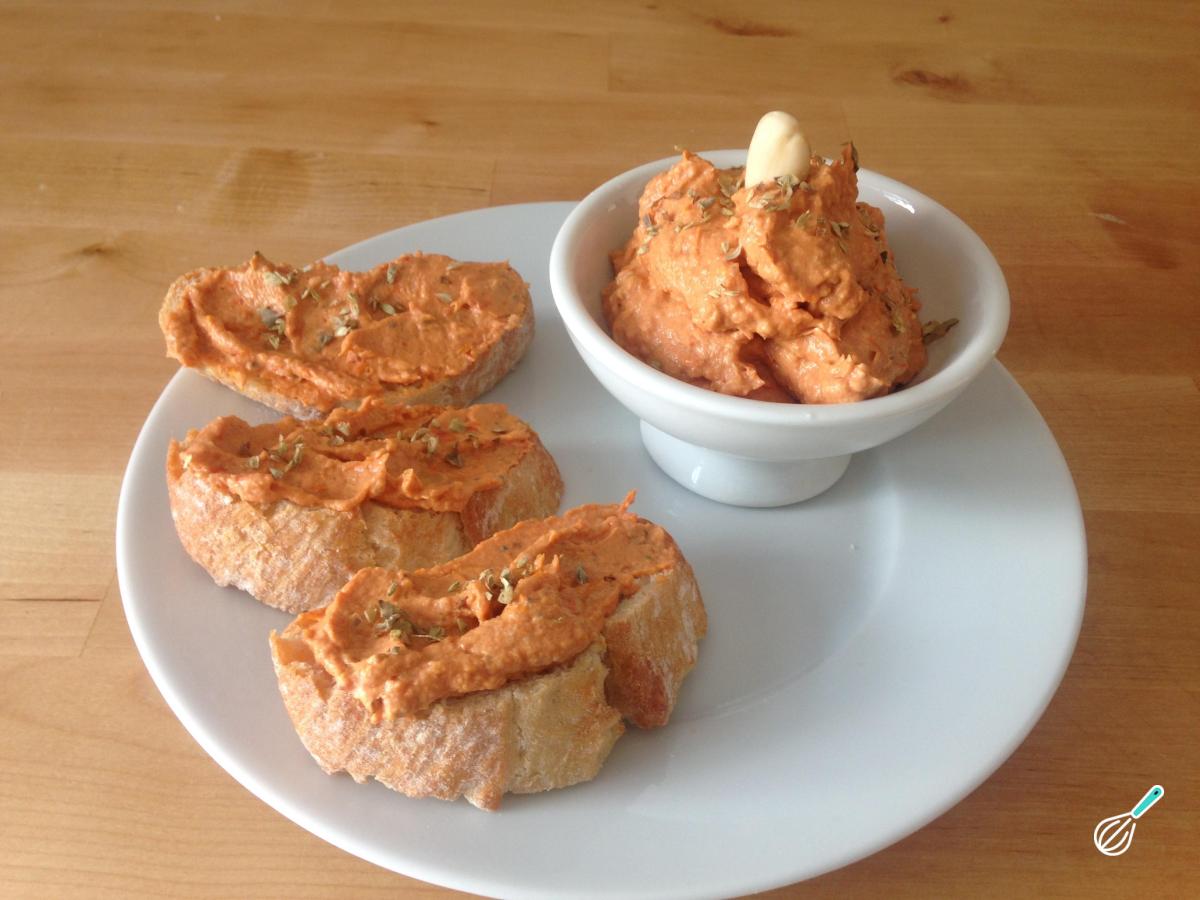 Receita de Patê de tomate seco e queijo de cabra