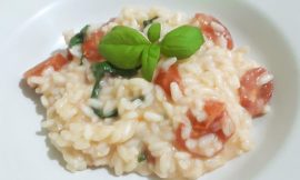 Risoto Caprese Cremoso: Sabor Italiano Fácil e Delicioso
