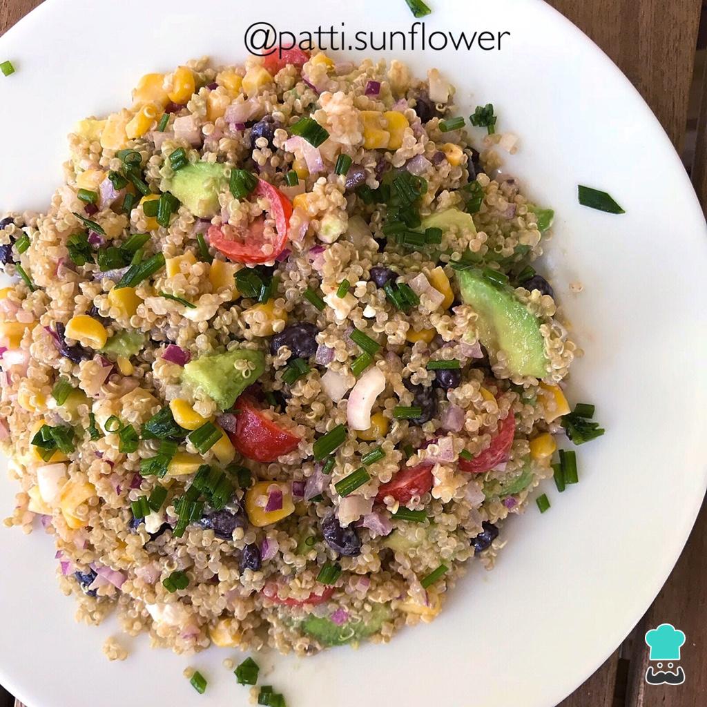 Salada Mexicana Rápida com Abacate Pronta em Minutos Salada Mexicana Rápida com Abacate Pronta em Minutos