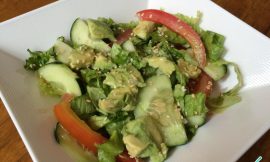 Receita de Salada Verde com Abacate Leve e Cremosa